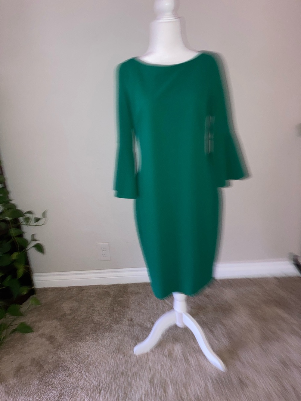 Green Bell-Sleeve Sheath Dress